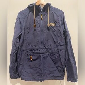L.L. Bean Men's Navy Half Zip Stowaway Windbreaker Pullover size M EUC